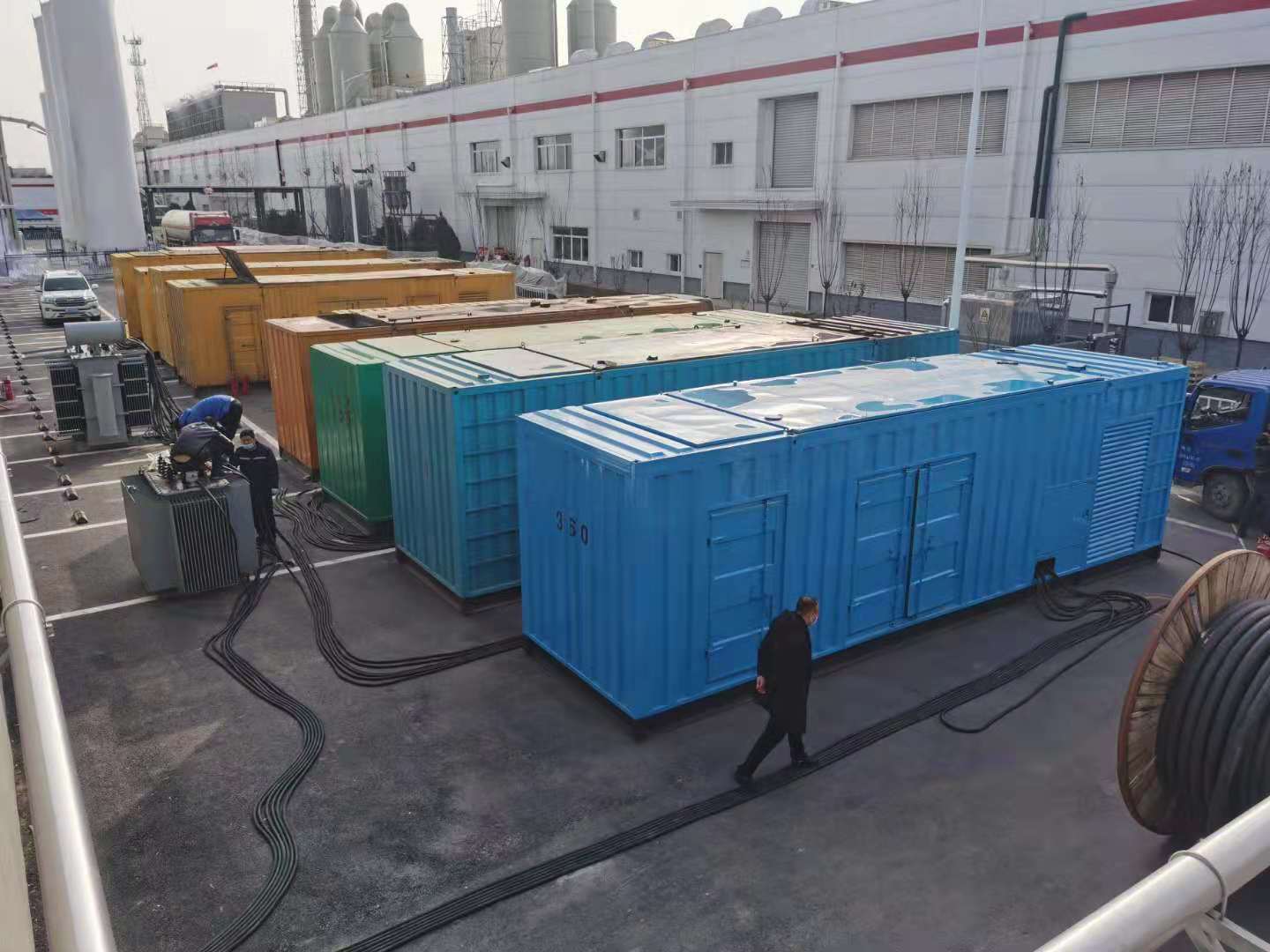 海东发电机出租-两相发电机与三相发电机有何区别?