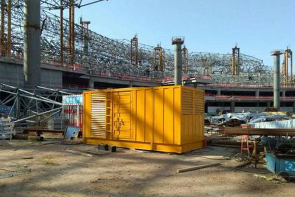 海东发电机出租如何判断空气滤清器是否需要更换？