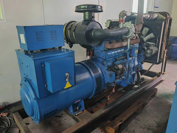 海东100kW柴油发电机组使用多级机油有哪些优缺点？